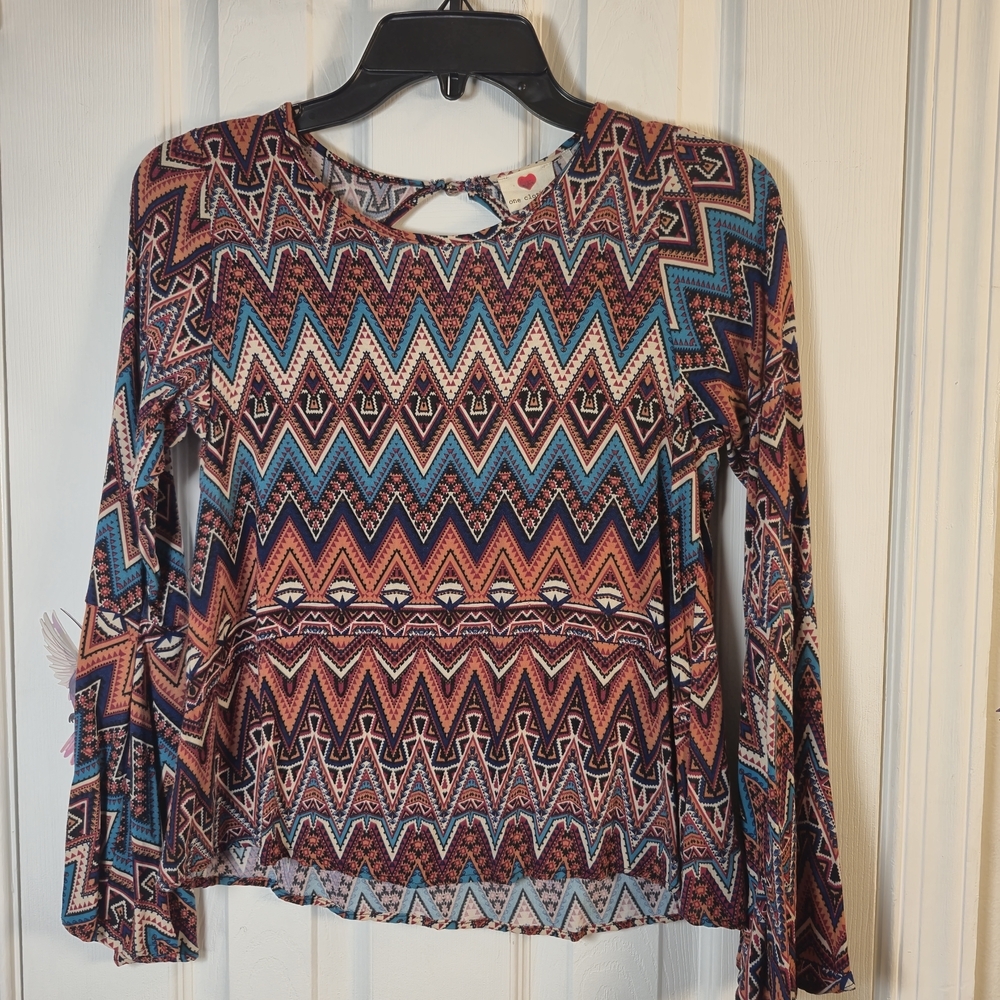 Boho Chic Bell Sleeve Flowy Top Indie 70's Retro Zig-Zag Print One Clothing XS